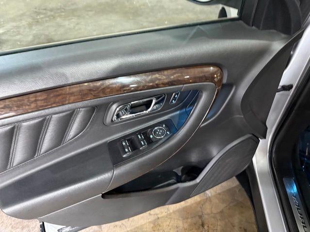 2017 Ford Taurus Limited