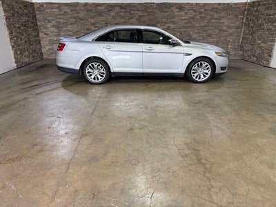 2017 Ford Taurus Limited
