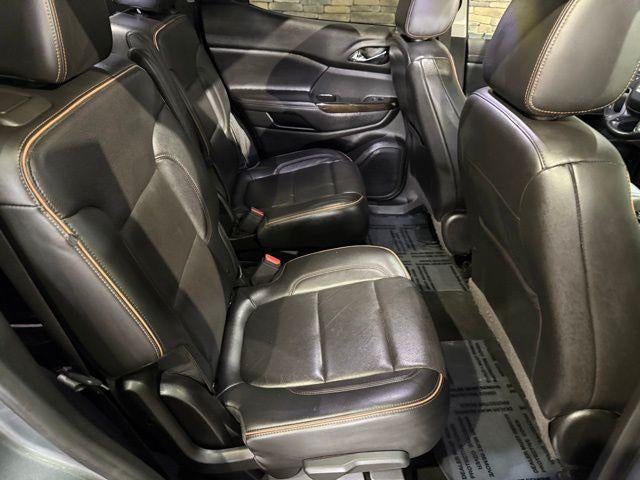 2020 GMC Acadia AT4
