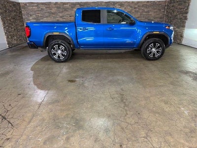 2023 GMC Canyon AT4