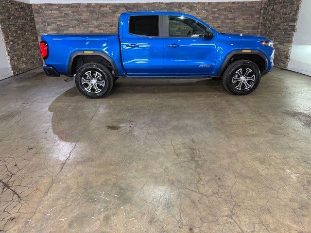 2023 GMC Canyon AT4