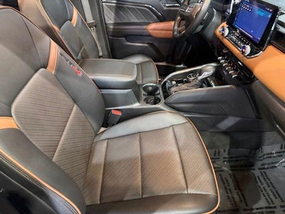 2023 GMC Canyon AT4