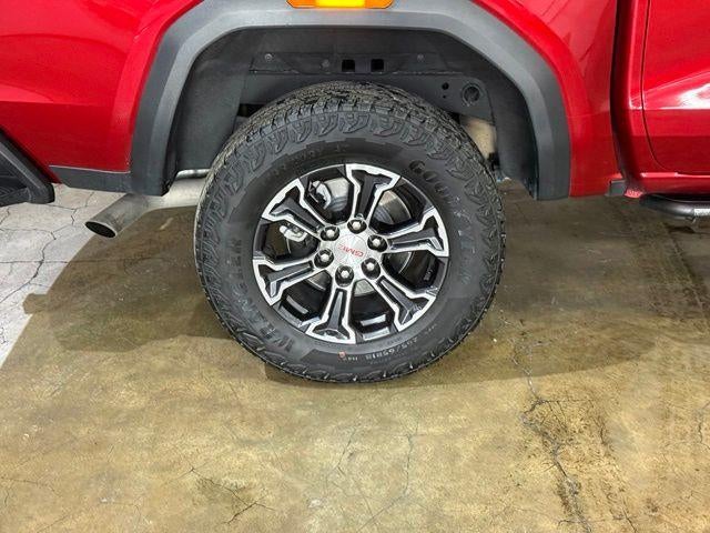 2024 GMC Canyon AT4