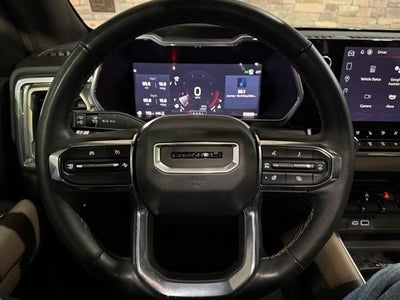 2023 GMC Canyon Denali