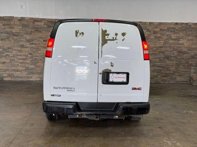 2011 GMC Savana Cargo 1500 Base