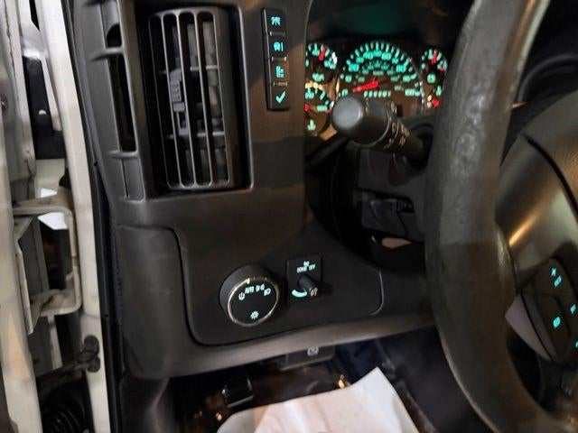 2016 GMC Savana Cargo 2500 Base