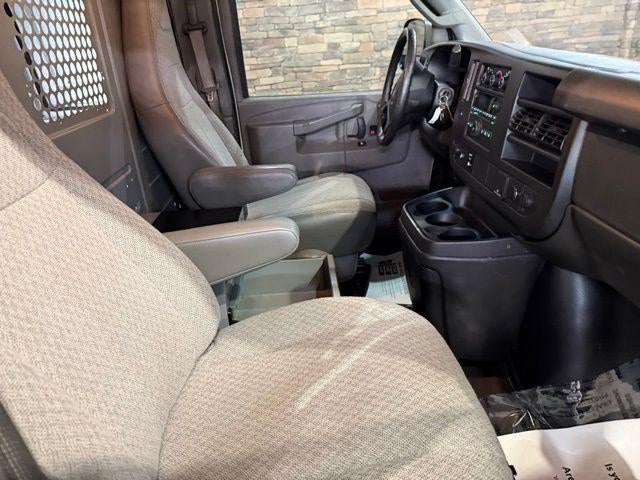 2016 GMC Savana Cargo 2500 Base