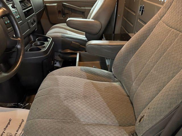 2016 GMC Savana Cargo 2500 Base