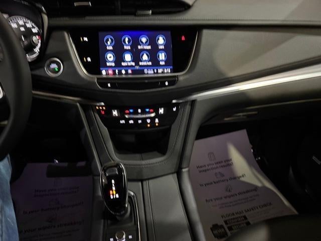 2024 Cadillac XT5 Luxury