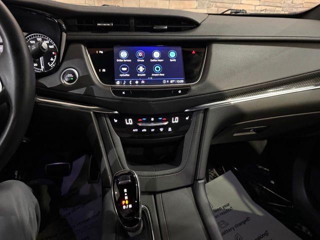 2022 Cadillac XT5 Sport