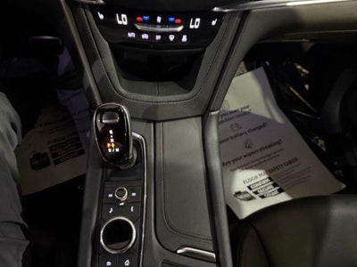 2022 Cadillac XT5 Sport