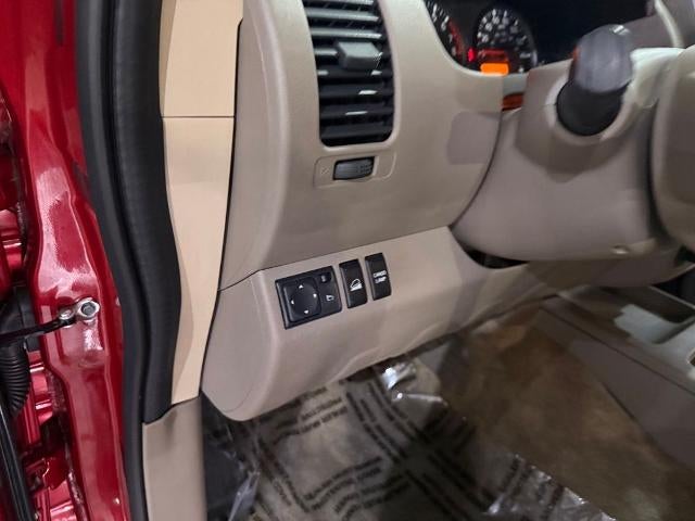 2017 Nissan Frontier SV V6