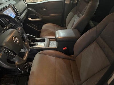2023 Nissan Frontier SV
