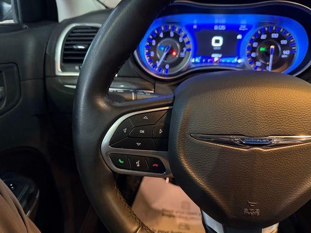 2021 Chrysler 300 Touring L
