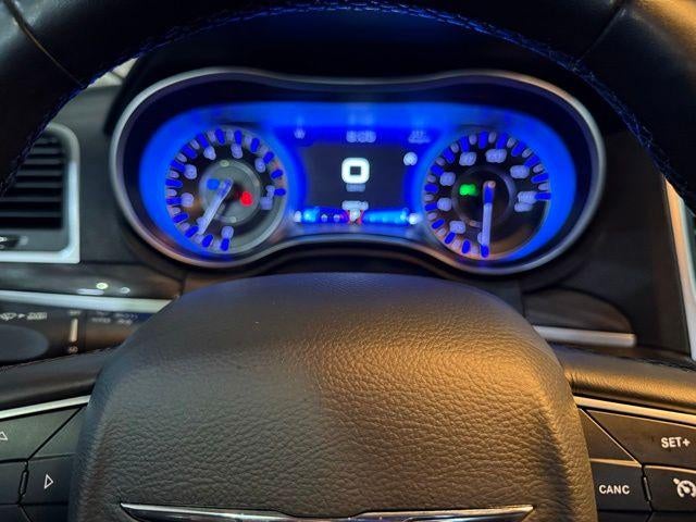 2021 Chrysler 300 Touring L