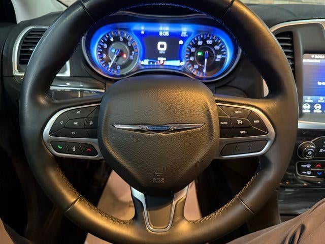2021 Chrysler 300 Touring L