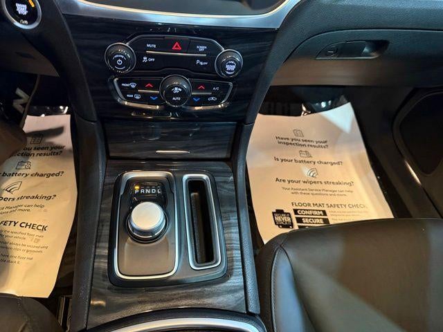 2021 Chrysler 300 Touring L