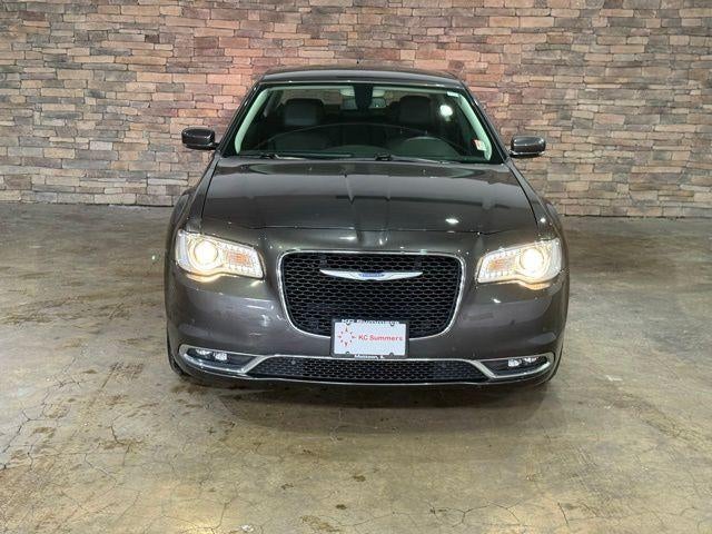 2021 Chrysler 300 Touring L