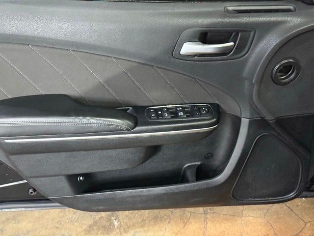 2017 Dodge Charger SXT