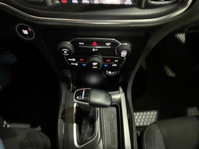 2017 Dodge Charger SXT