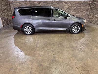 2020 Chrysler Pacifica Touring L Plus