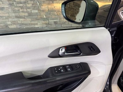 2020 Chrysler Pacifica Touring L Plus