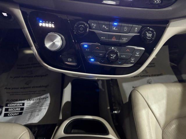 2019 Chrysler Pacifica Touring L Plus