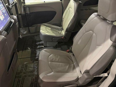 2019 Chrysler Pacifica Touring L Plus