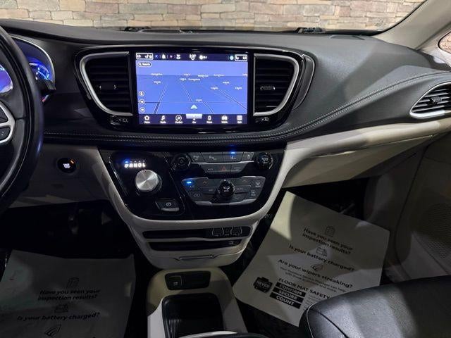 2022 Chrysler Pacifica Hybrid Touring L