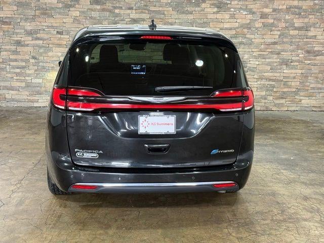2022 Chrysler Pacifica Hybrid Touring L