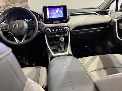 2025 Toyota RAV4 XLE Premium