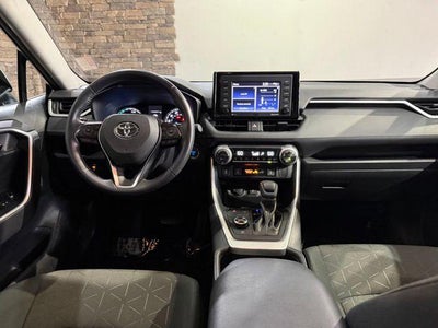 2020 Toyota RAV4 Hybrid XLE