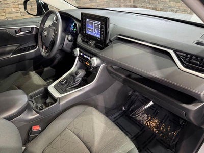 2020 Toyota RAV4 Hybrid XLE