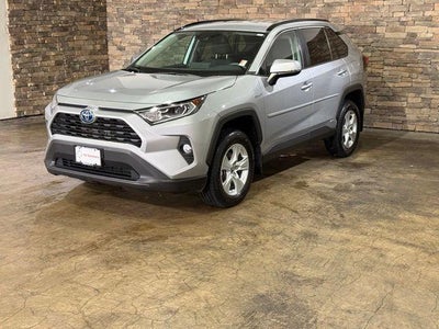 2020 Toyota RAV4 Hybrid XLE