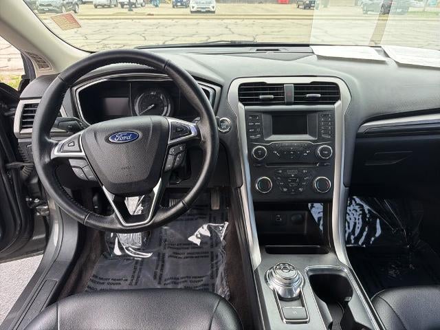 2017 Ford Fusion Hybrid SE