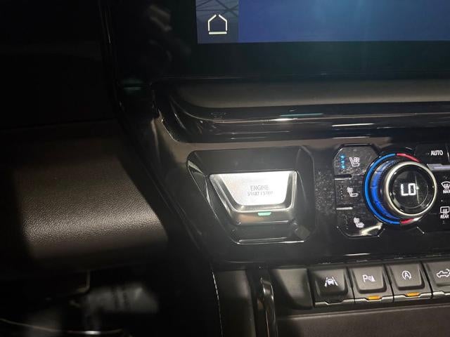 2025 GMC Sierra 1500 AT4X