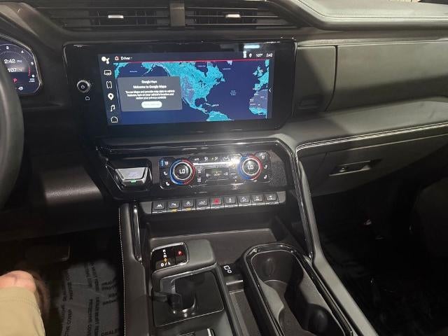 2025 GMC Sierra 1500 AT4X