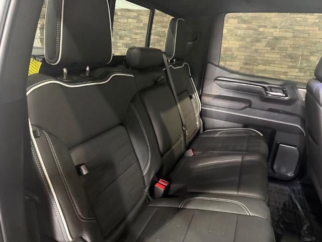 2025 GMC Sierra 1500 AT4X