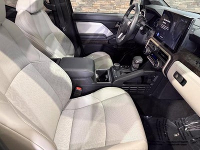 2025 Toyota Tacoma 4WD SR