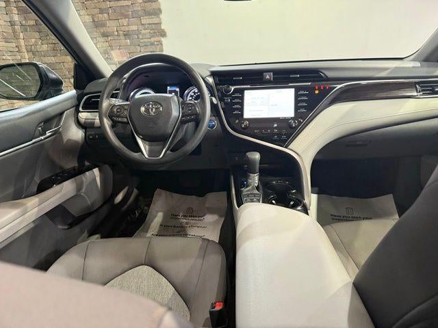 2018 Toyota Camry Hybrid LE
