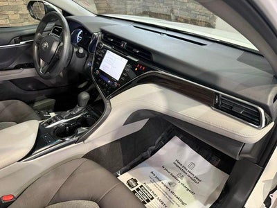 2018 Toyota Camry Hybrid LE