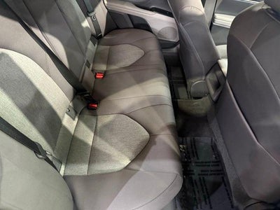 2018 Toyota Camry Hybrid LE