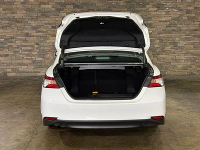 2018 Toyota Camry Hybrid LE