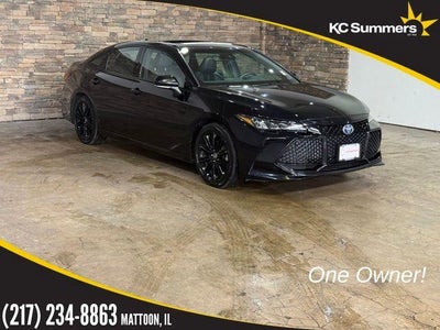2022 Toyota Avalon Hybrid XSE Nightshade