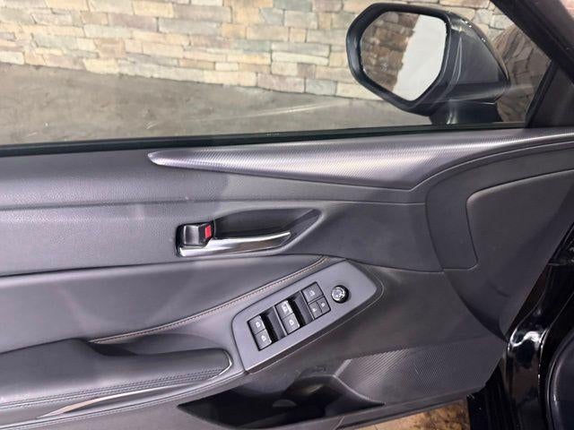 2022 Toyota Avalon Hybrid XSE Nightshade