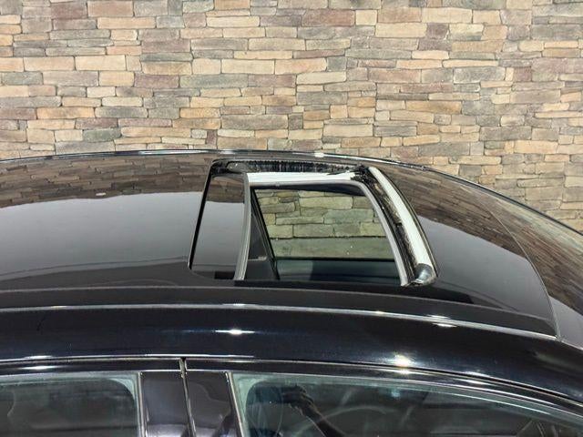 2022 Toyota Avalon Hybrid XSE Nightshade