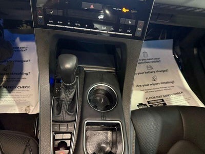 2022 Toyota Avalon Hybrid XSE Nightshade