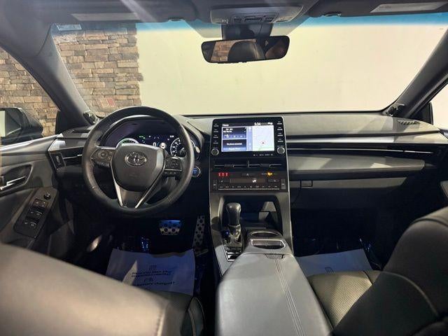 2022 Toyota Avalon Hybrid XSE Nightshade