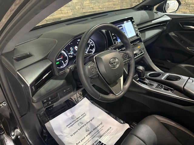 2022 Toyota Avalon Hybrid XSE Nightshade