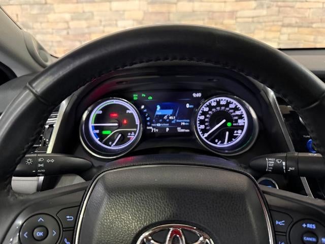 2020 Toyota Camry Hybrid XLE